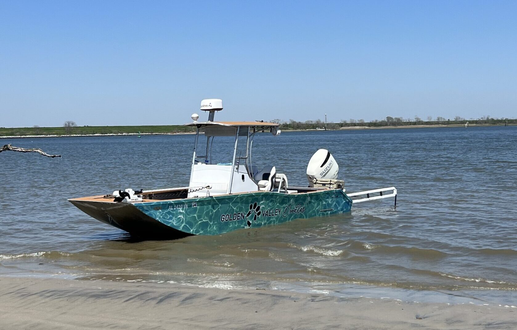 24' Nerowalker, Beached at Shark Tooth Island; Low Country Drifters
