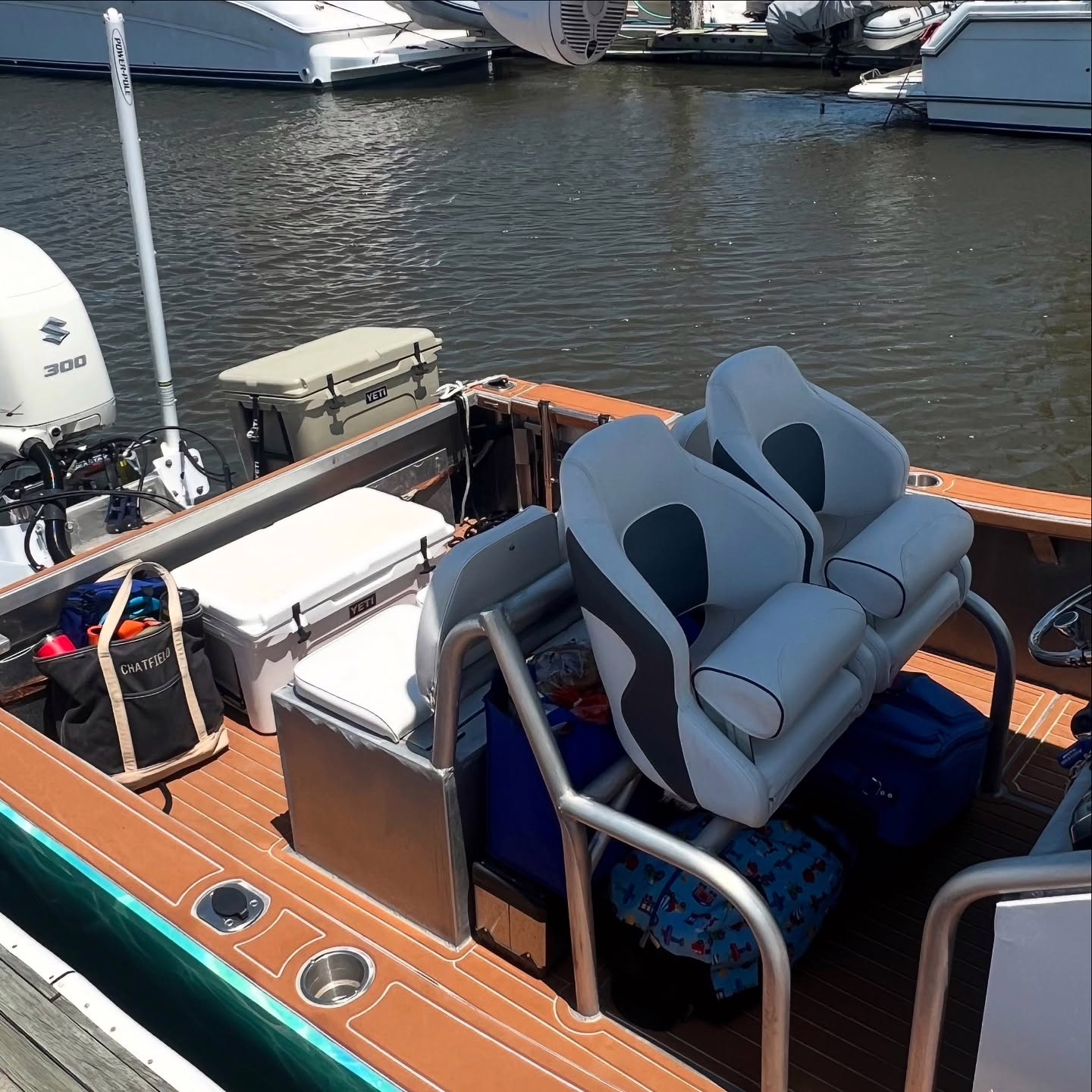 Center console and rear storage