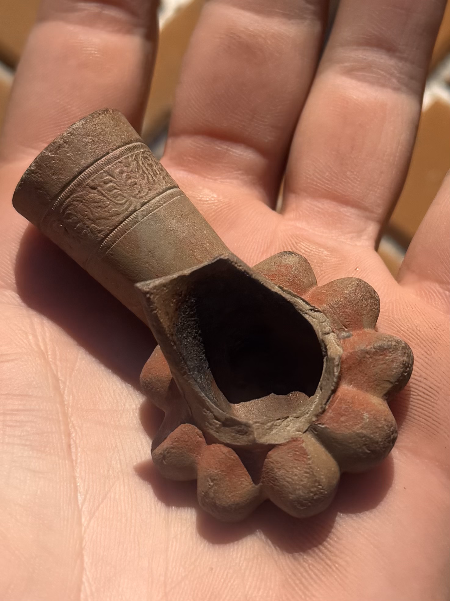 Stub Stemmed Clay Pipe 26 Stub Stemmed Clay Pipe 4331 • Low Country Drifters, Savannah Boat Tours